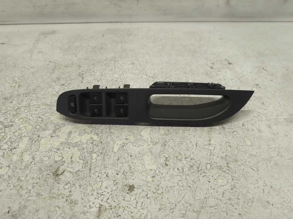 BOUTON LEVE VITRE SEAT - Vue 1